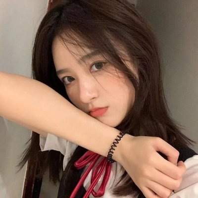 陪她一会儿
